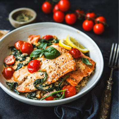 followfood Cremige Wildlachsfiletspitzen Tomaten und Spinat Produktbild