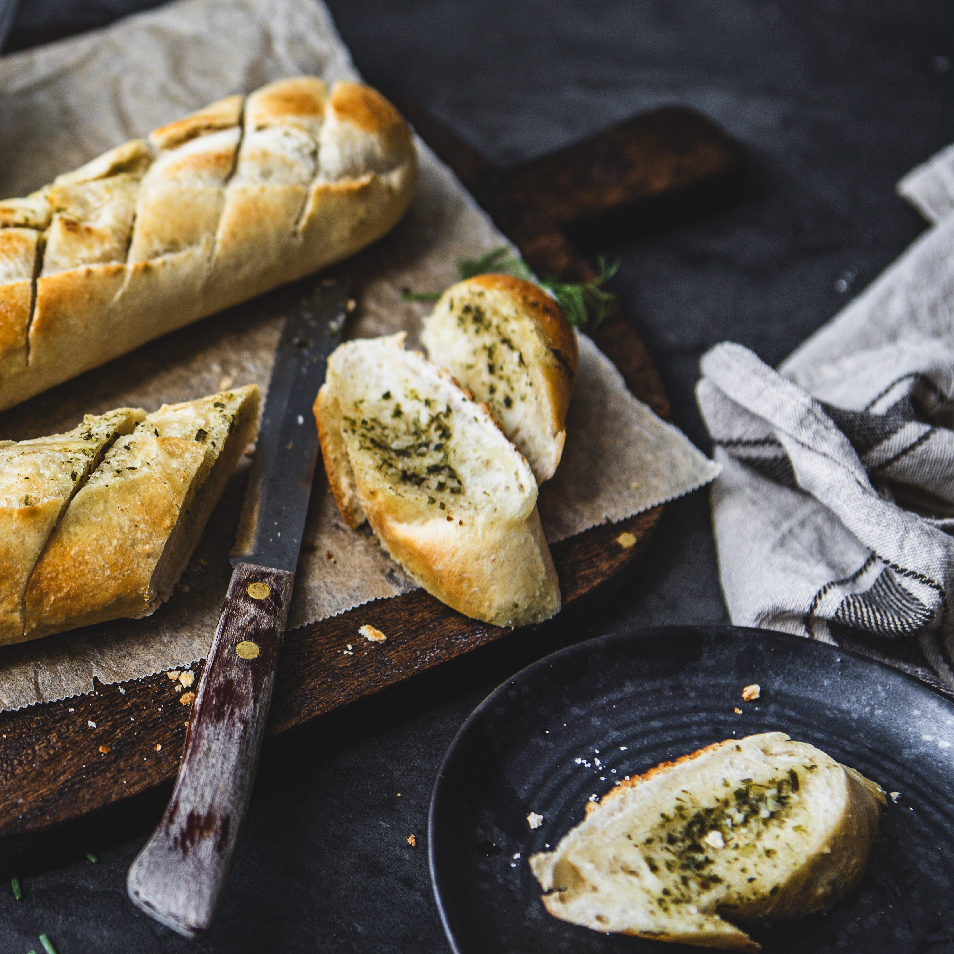 followfood Krauter Knoblauch Baguette Produktbild